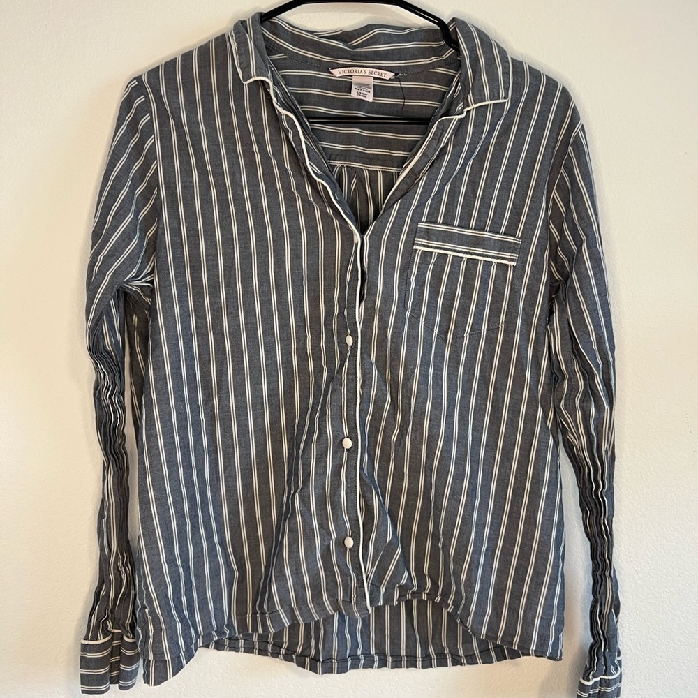 VICTORIAS Secret Women’s Sleep Shirt Size‎ Small